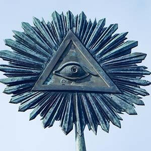 Auge Gottes im Dreieck mit Strahlenkranz, Symbol der Dreifaltigkeit